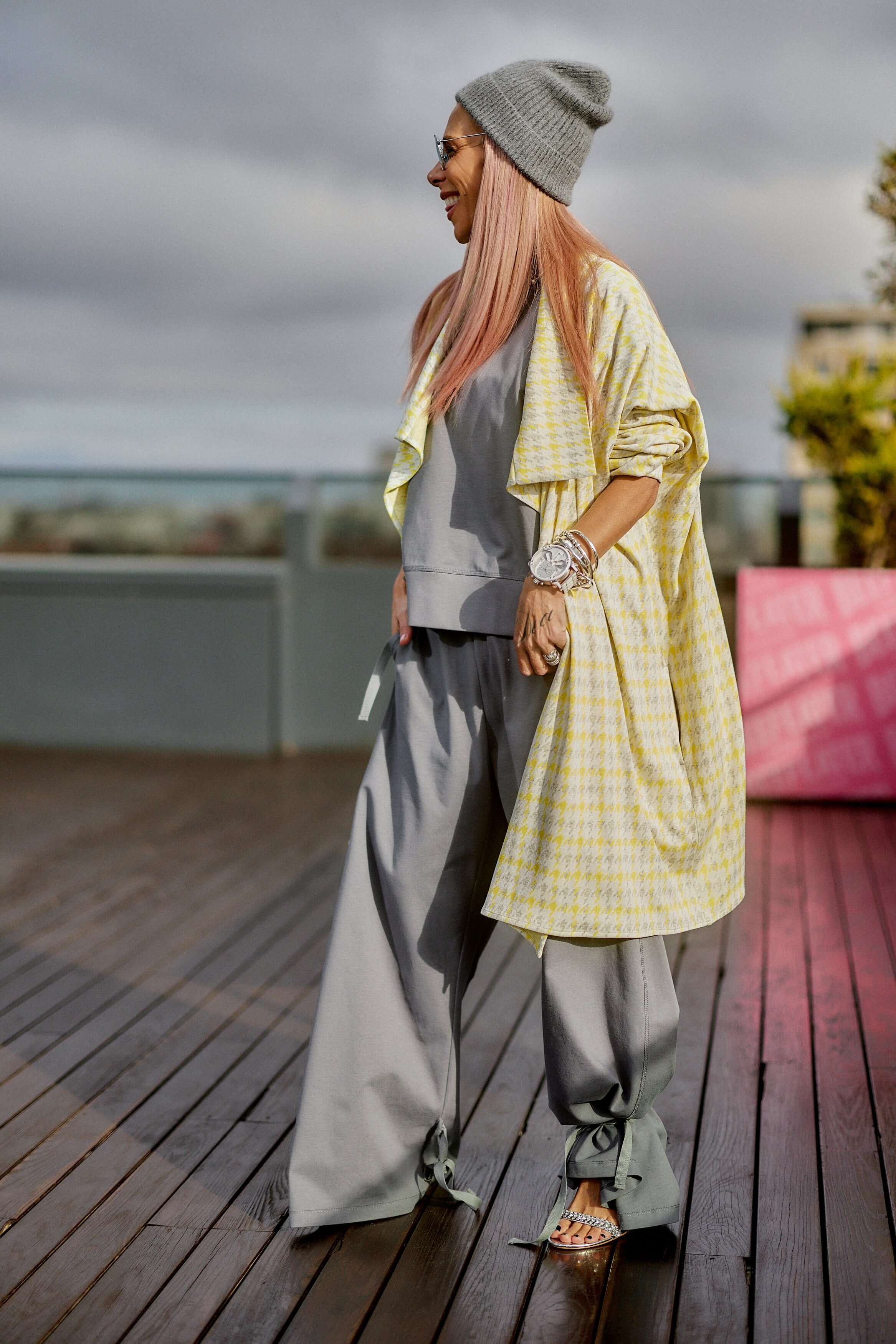 3-Piece Set – Grey with Houndstooth Vest - Image 13