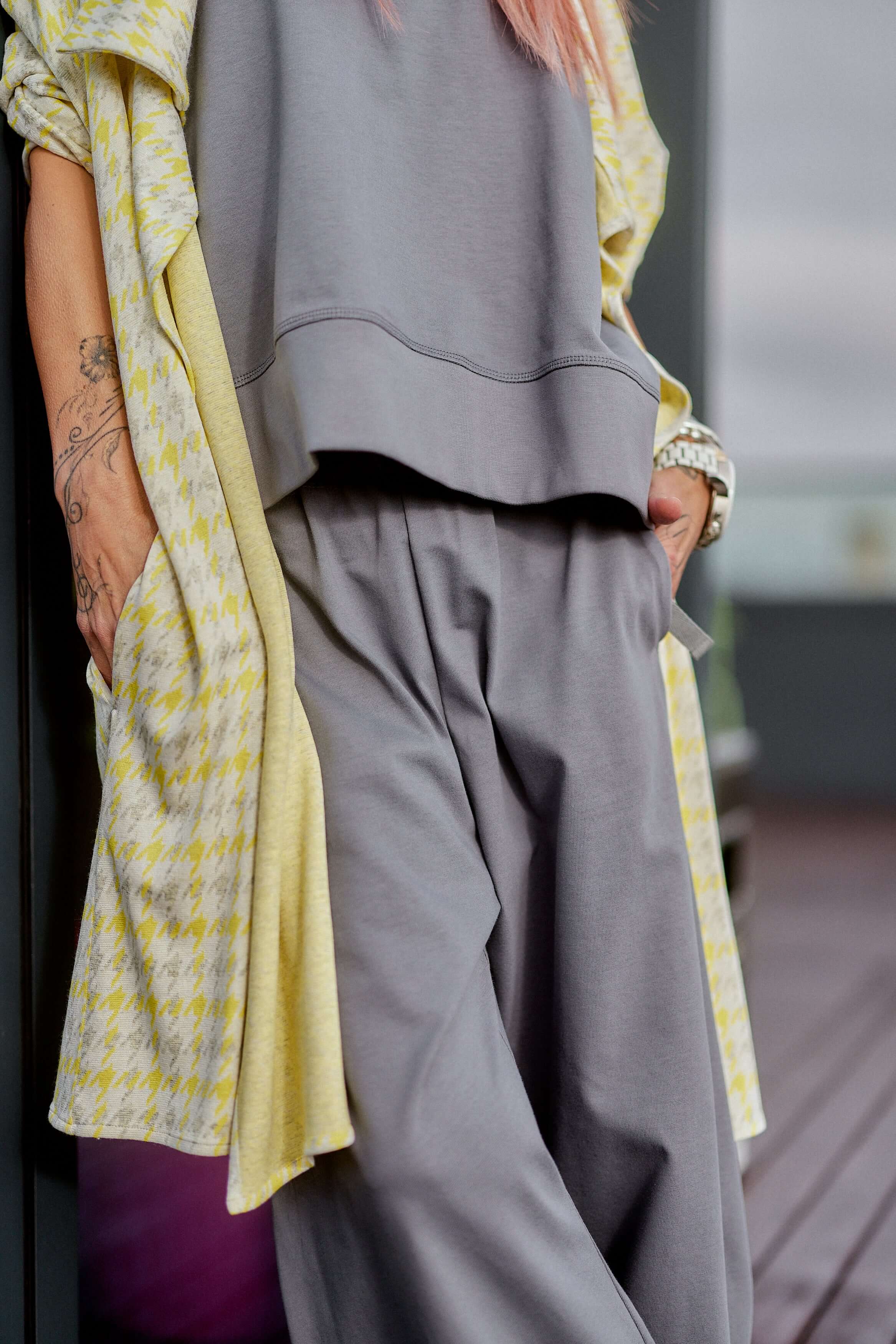 3-Piece Set – Grey with Houndstooth Vest - Image 6