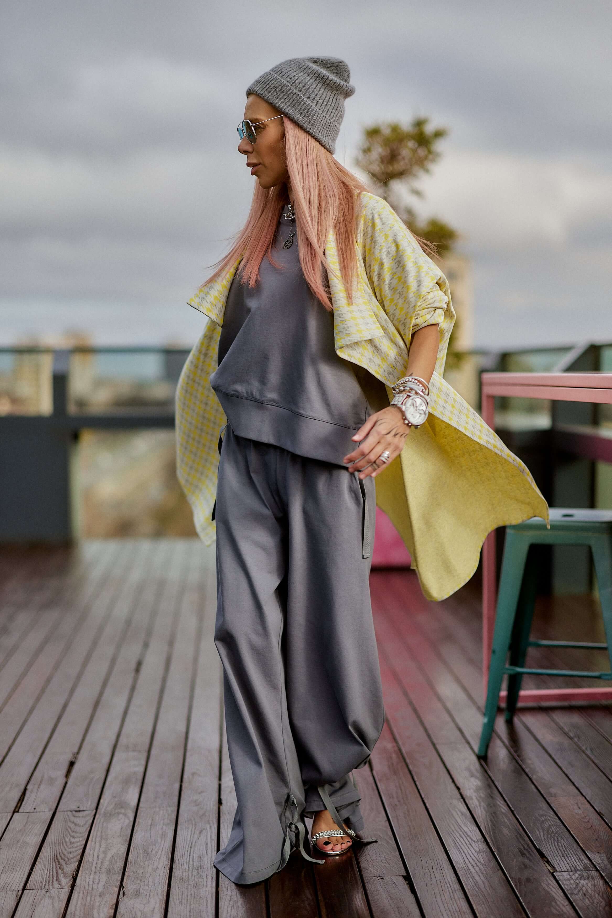 3-Piece Set – Grey with Houndstooth Vest - Image 9