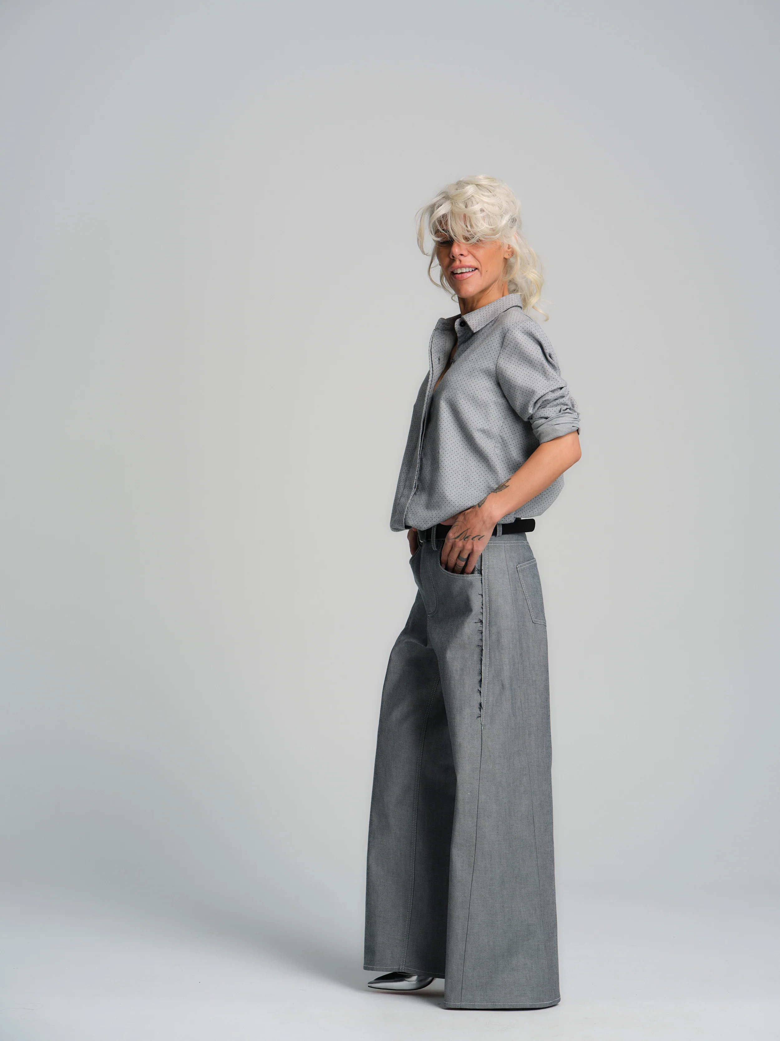 Baggy Grey Jeans - Image 6