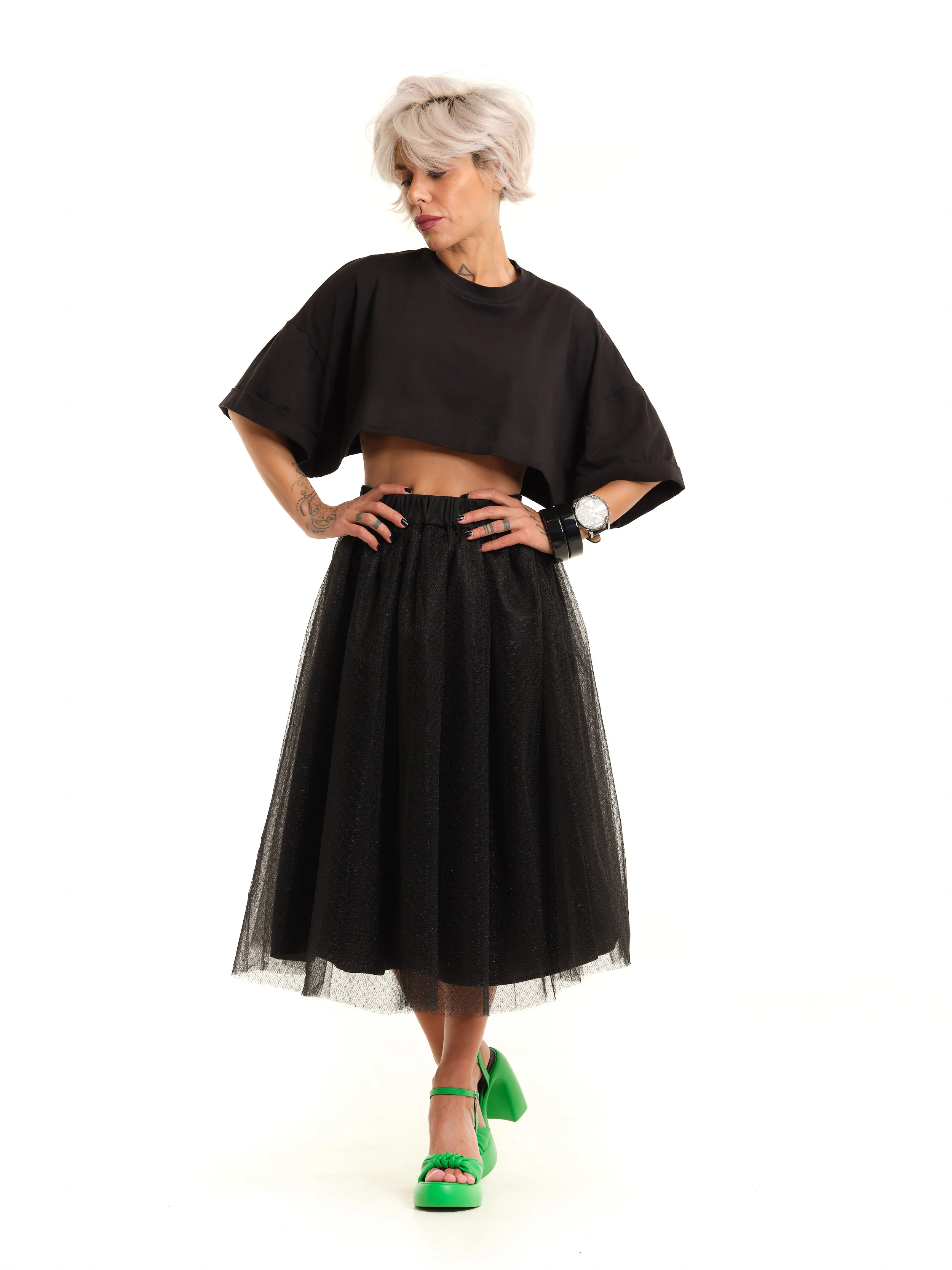 Black Graphic Crop Top - Image 4