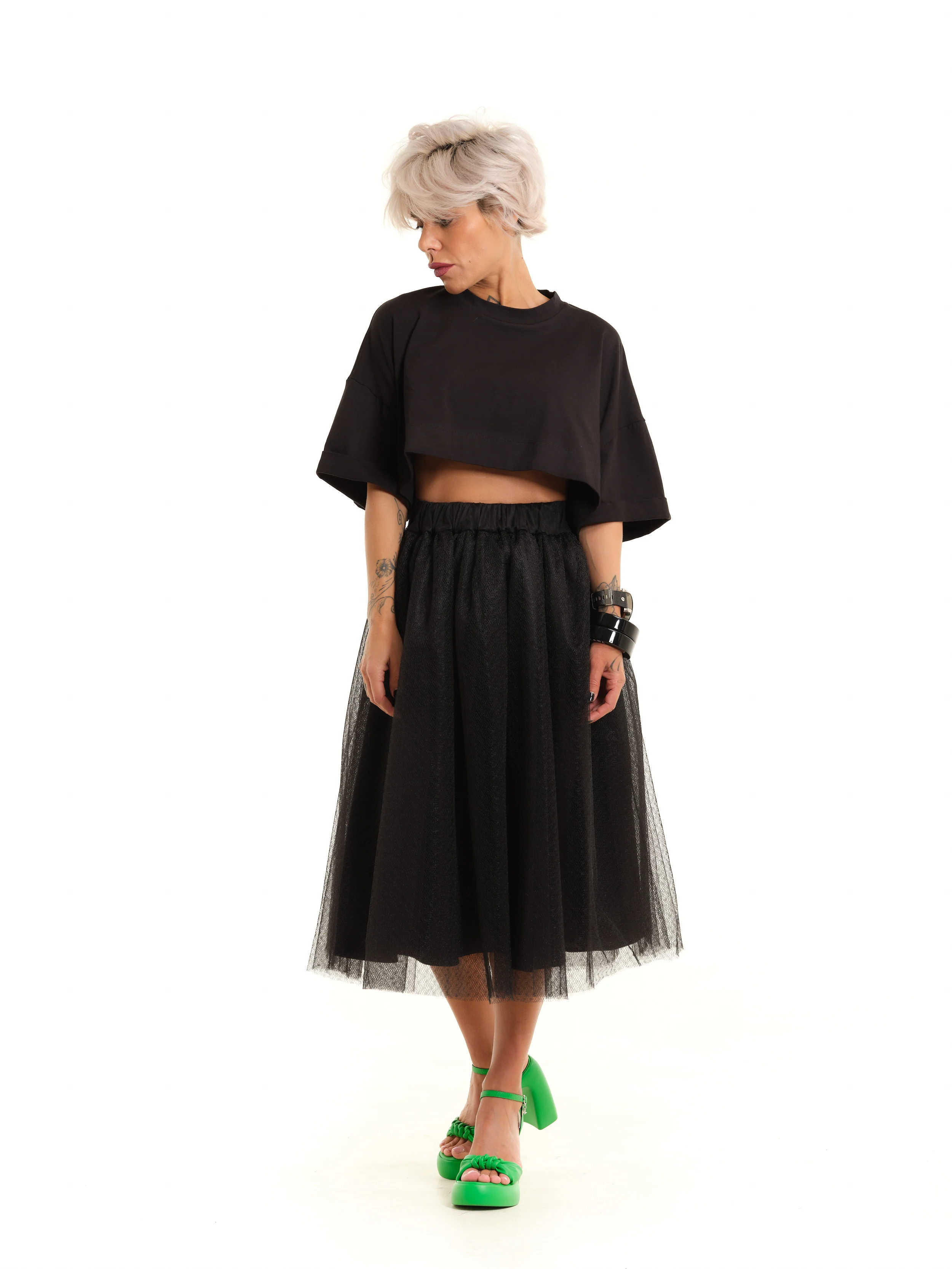Black Graphic Crop Top - Image 7