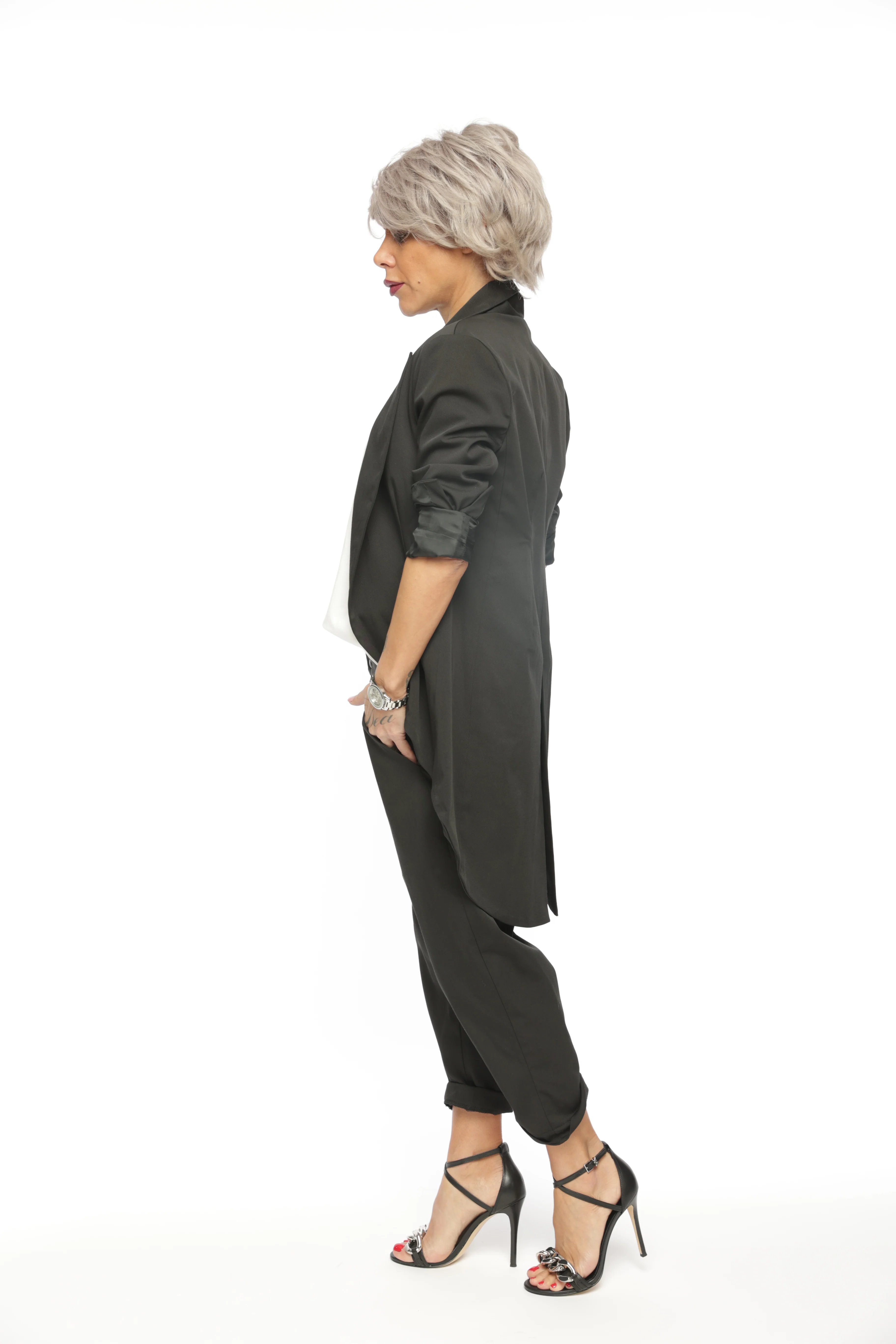 Relaxed Black Pants with Fitted Waist - Image 6