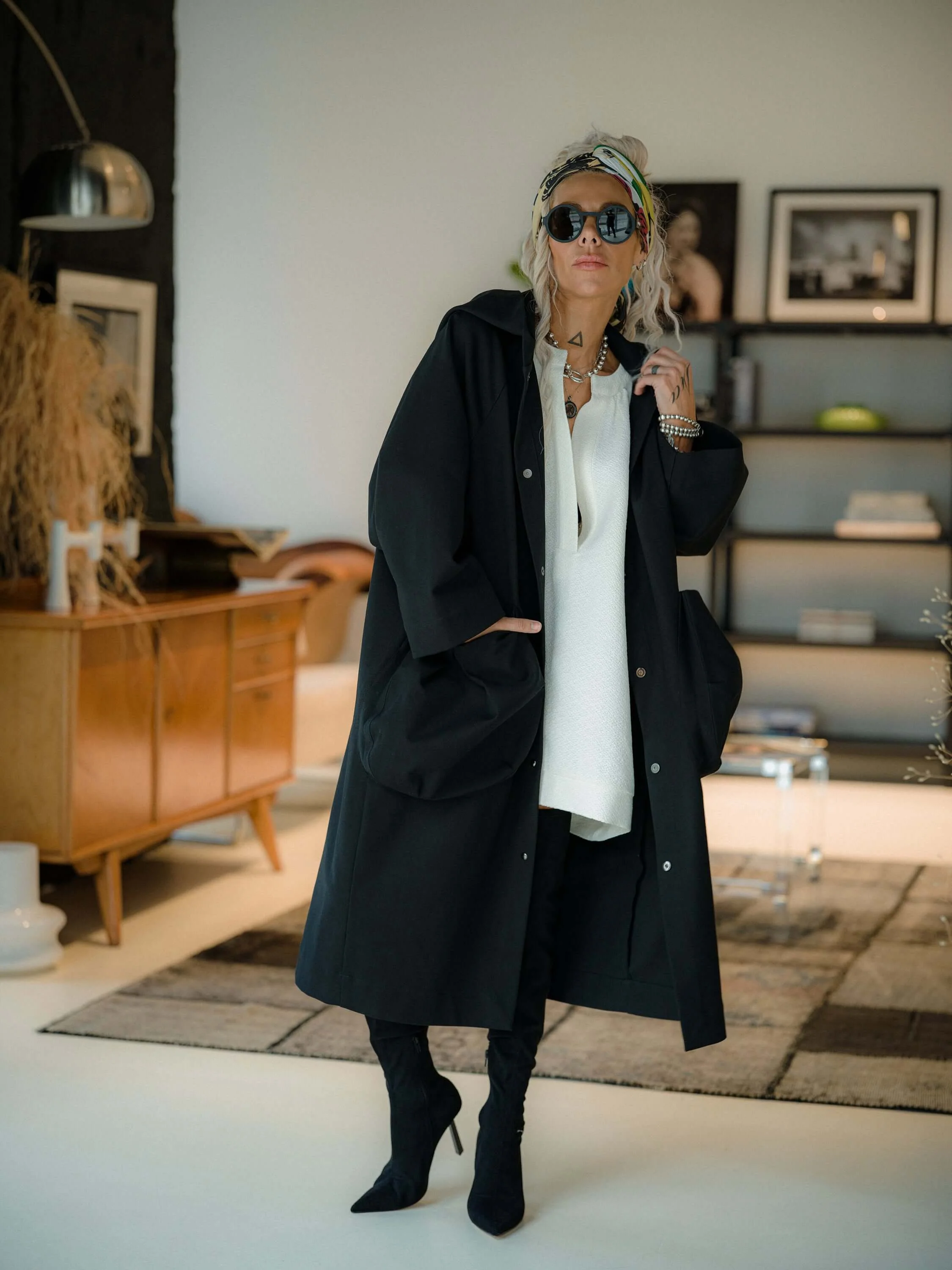 Black Oversized Hooded Jacket - Image 3