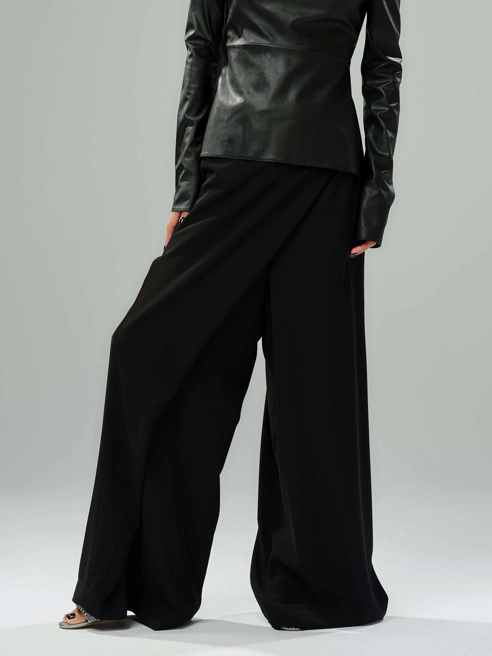 Black Wide-Leg Pants - Image 3