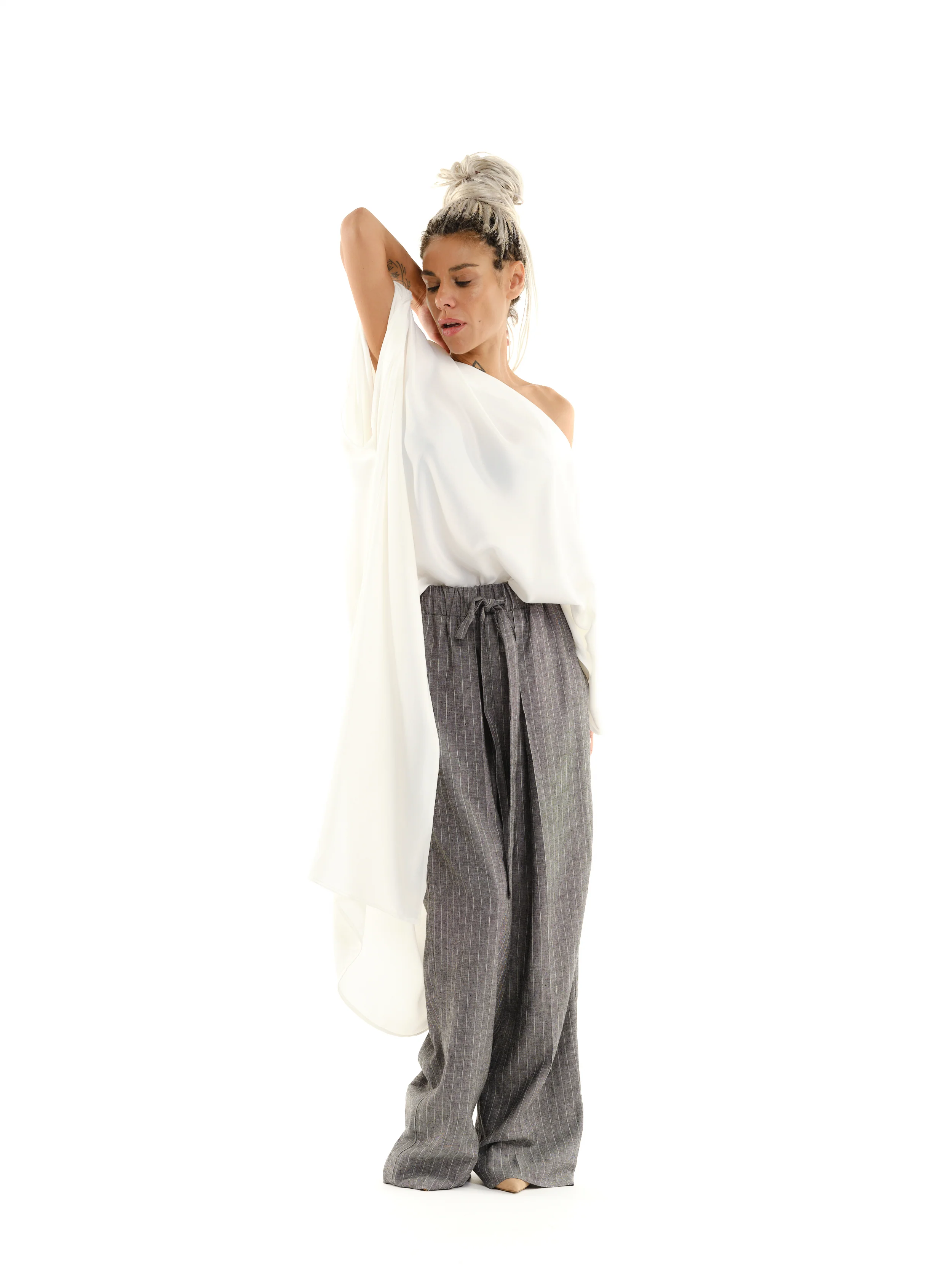 Off-The-Shoulder Maxi Tunic in White - Image 17