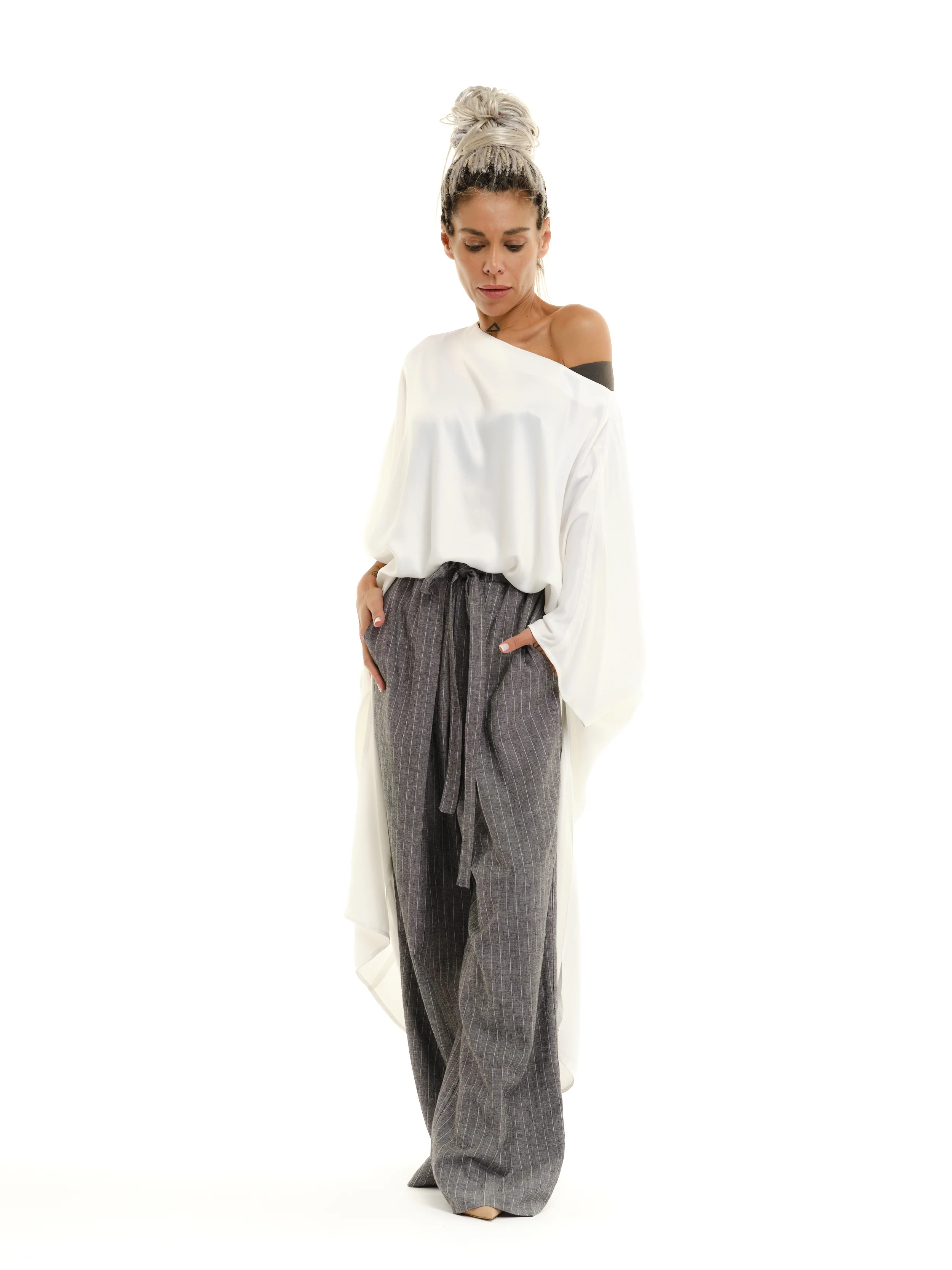 Off-The-Shoulder Maxi Tunic in White - Image 20