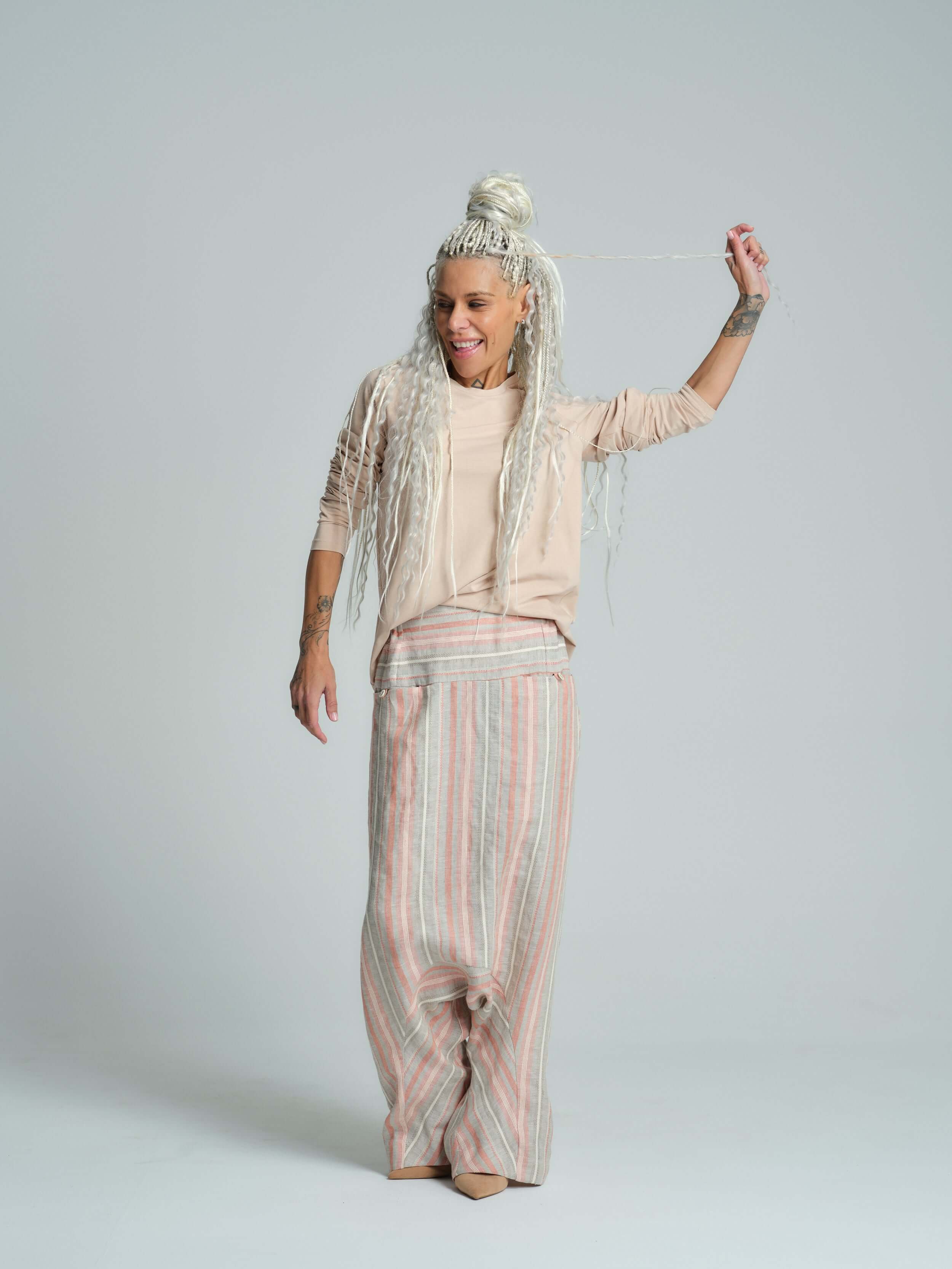 Cotton-Blend Distressed Open-Back Top - Image 9