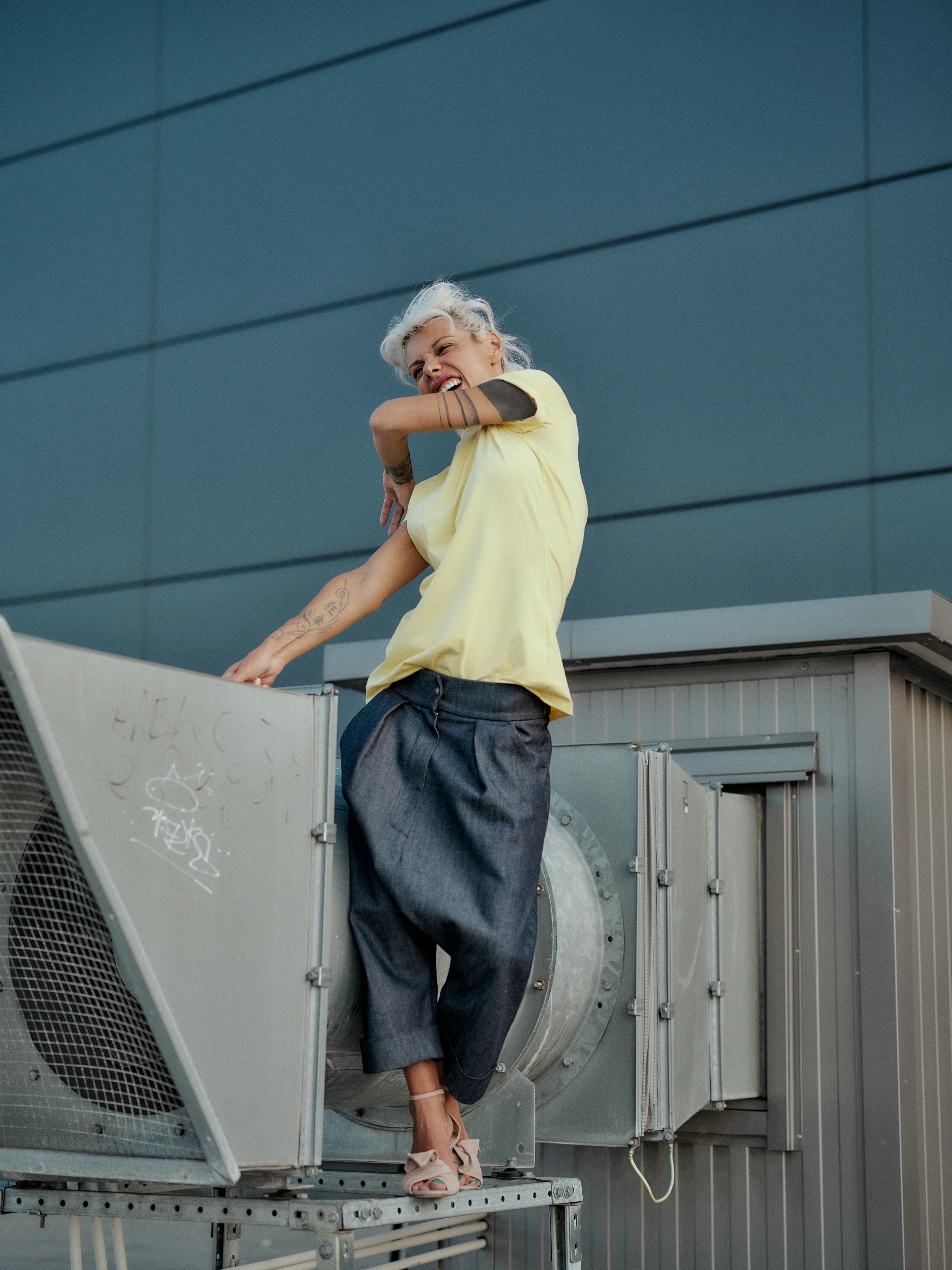 Denim Drop-Crotch Pants with Pockets - Image 3