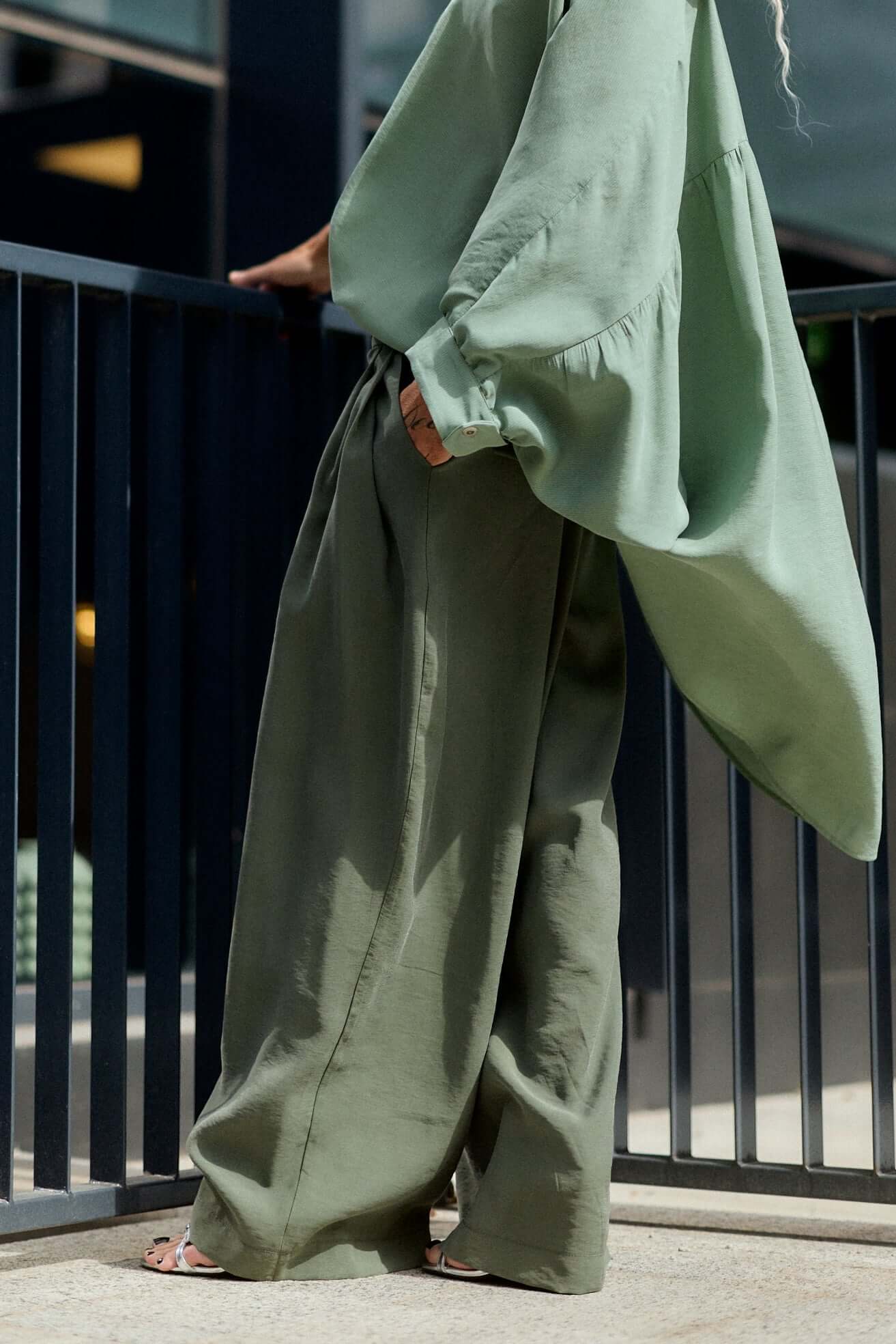 Green Wide-Leg Pants - Image 4