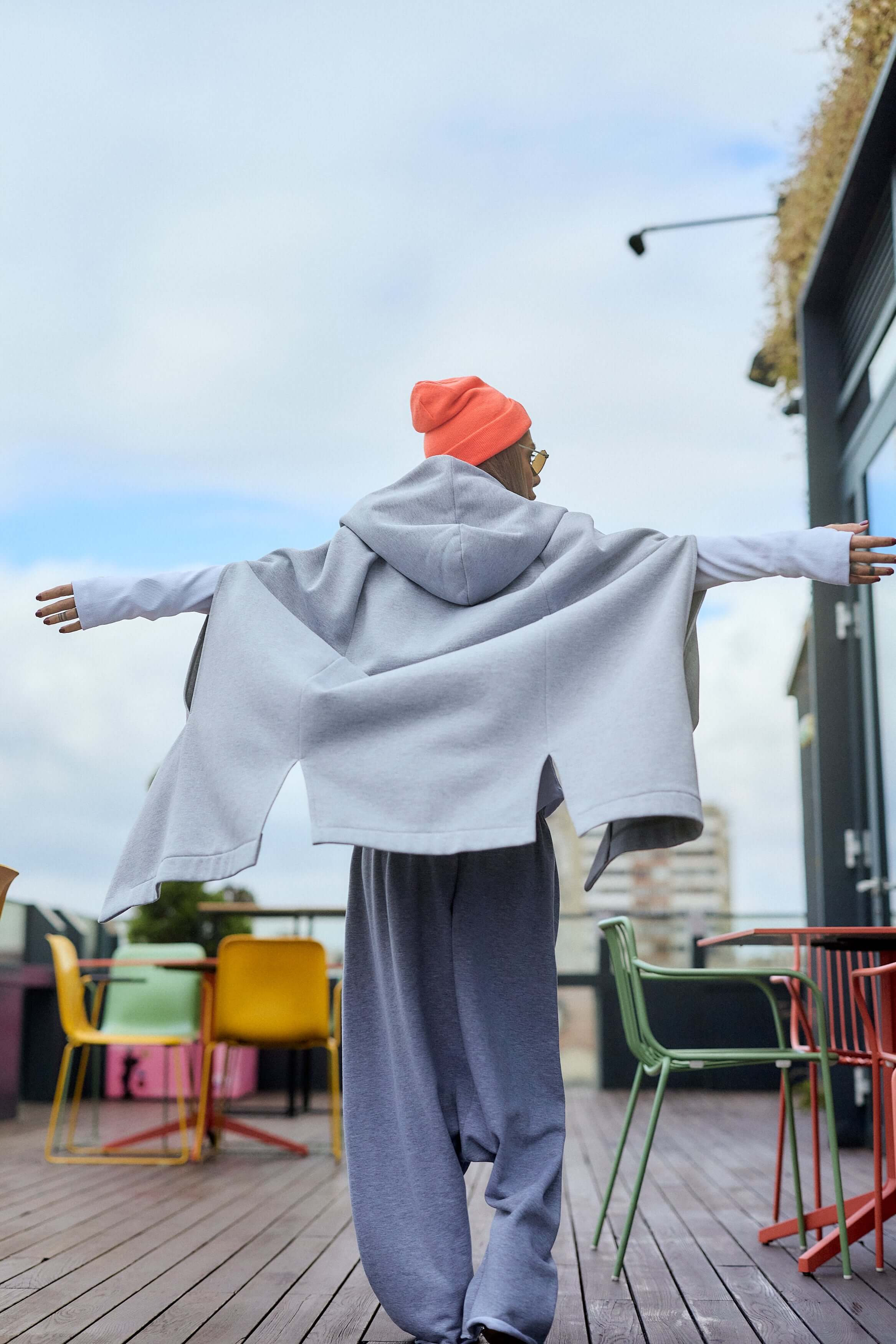 Grey Oversized Sleeveless Coat - Image 6
