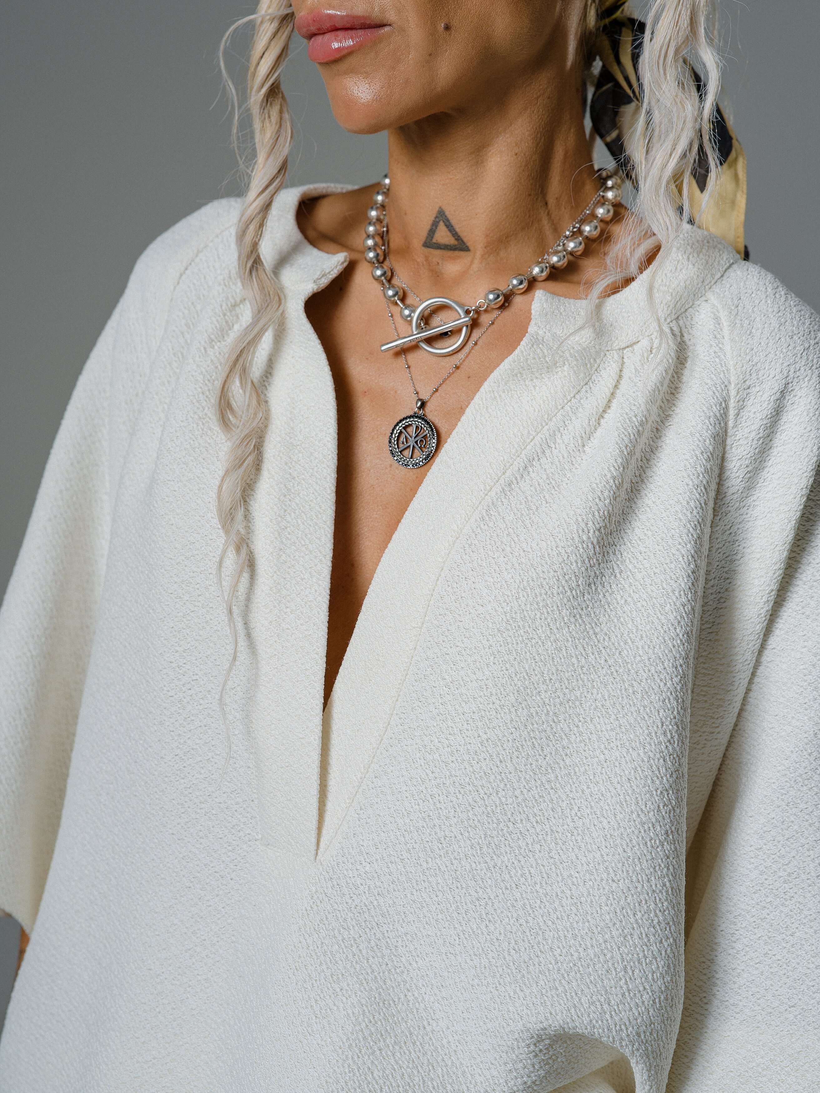Ivory Textured Oversized Blouse - Image 5