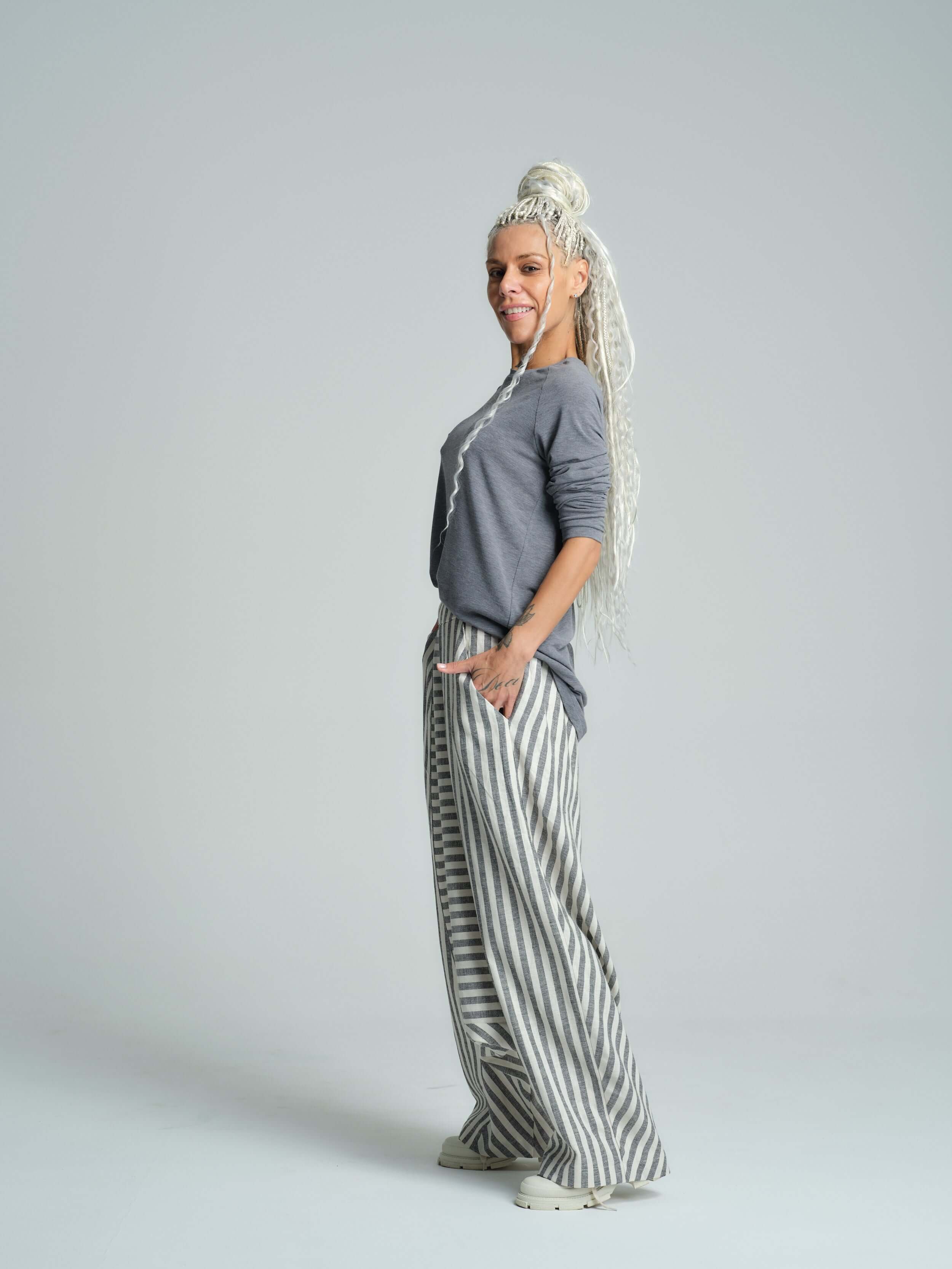 Long-Sleeved Cotton-Blend Top - Image 4