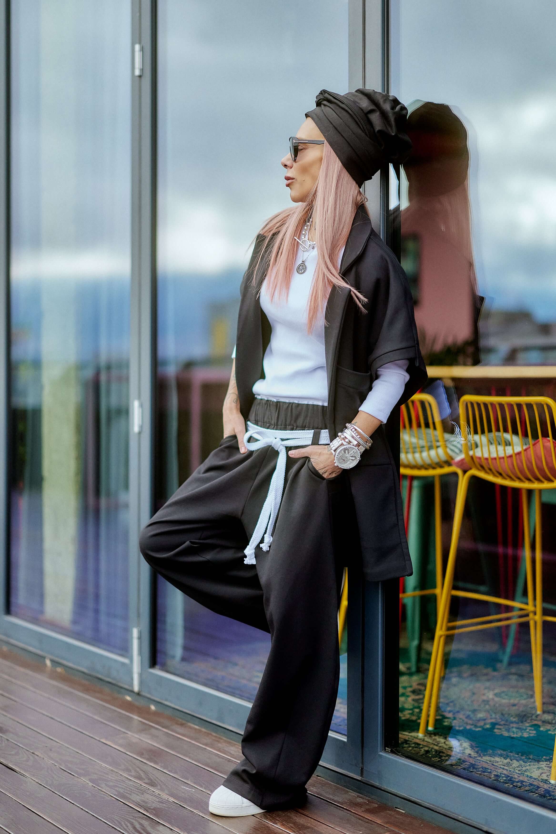 Oversized Black Three-Piece Set - Image 10