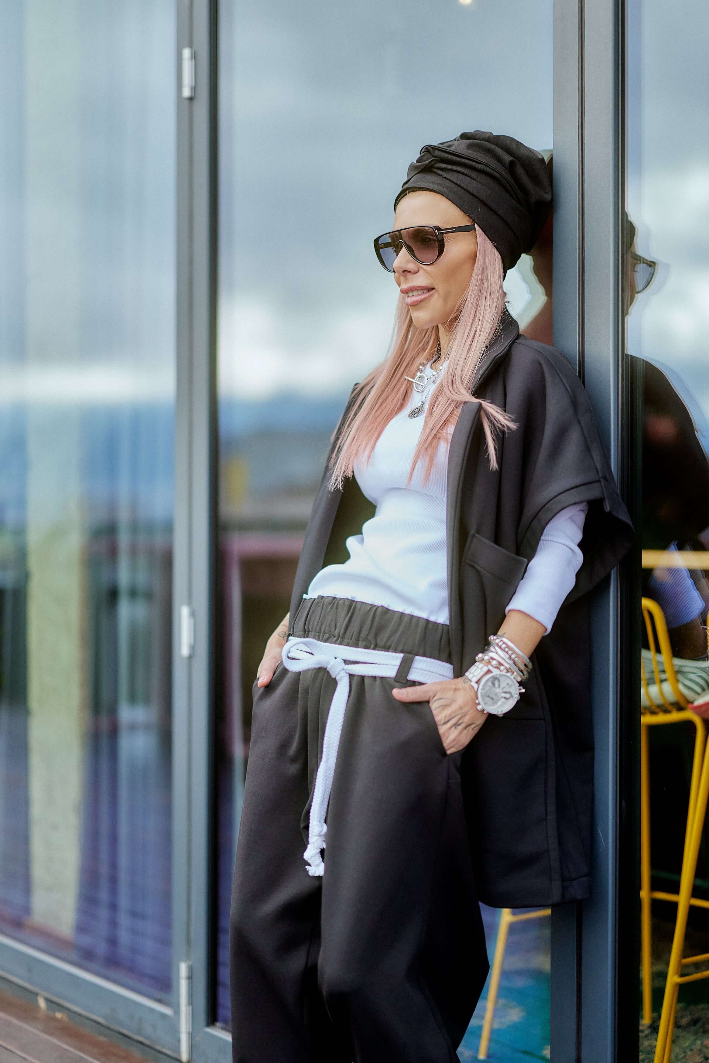 Oversized Black Three-Piece Set - Image 8