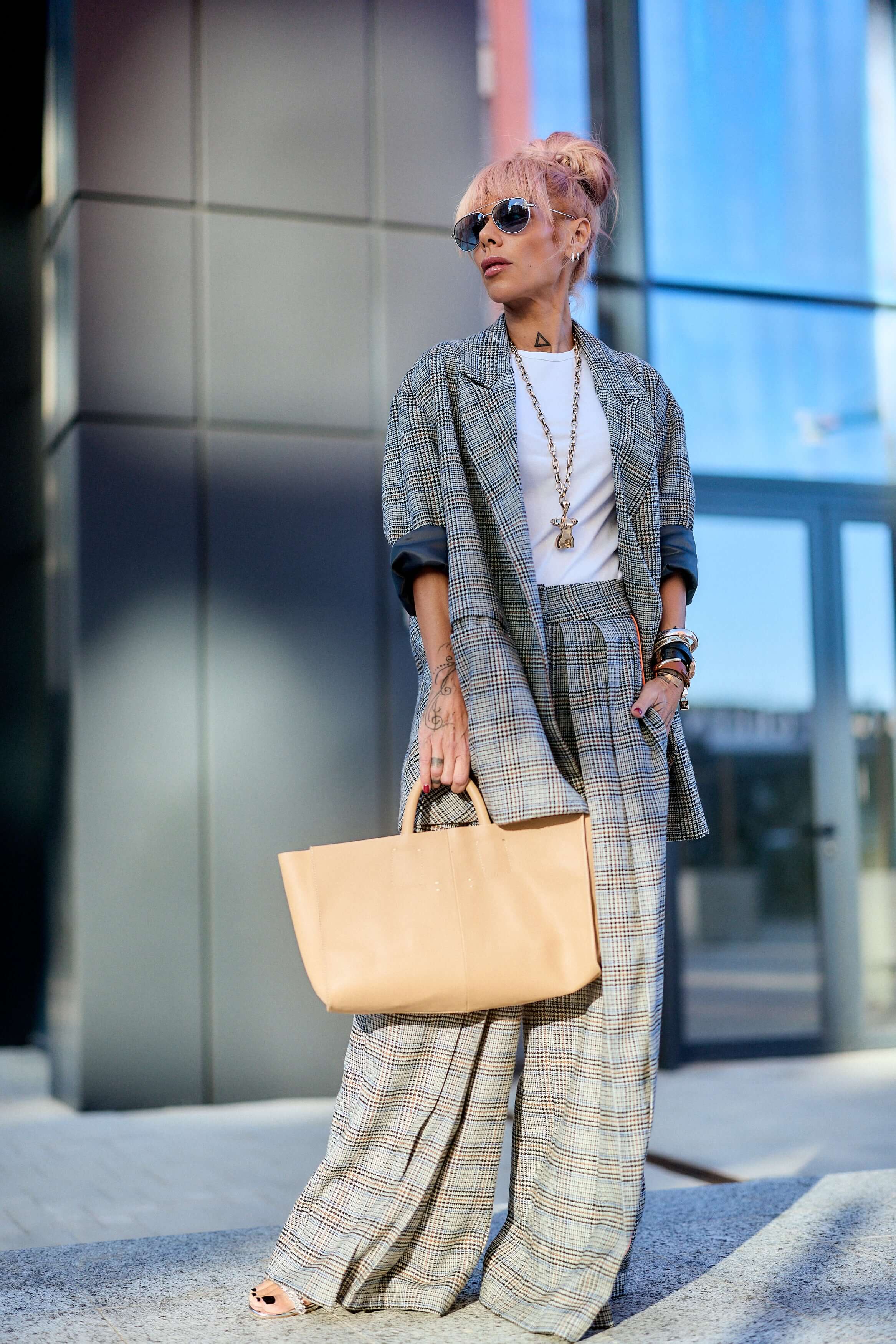 Oversized Checked Blazer - Image 3