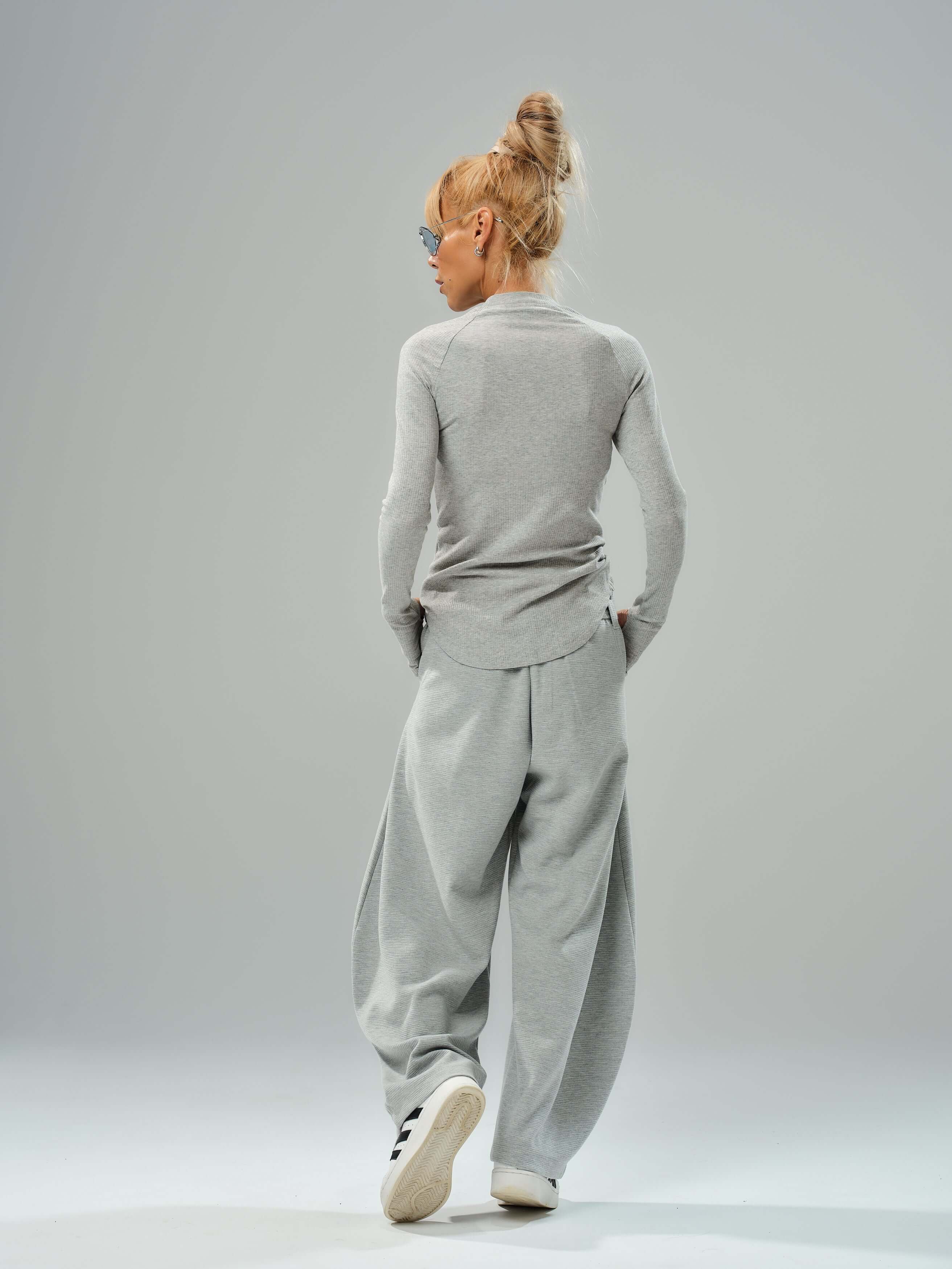 Oversized Grey Three-Piece Set - Image 4