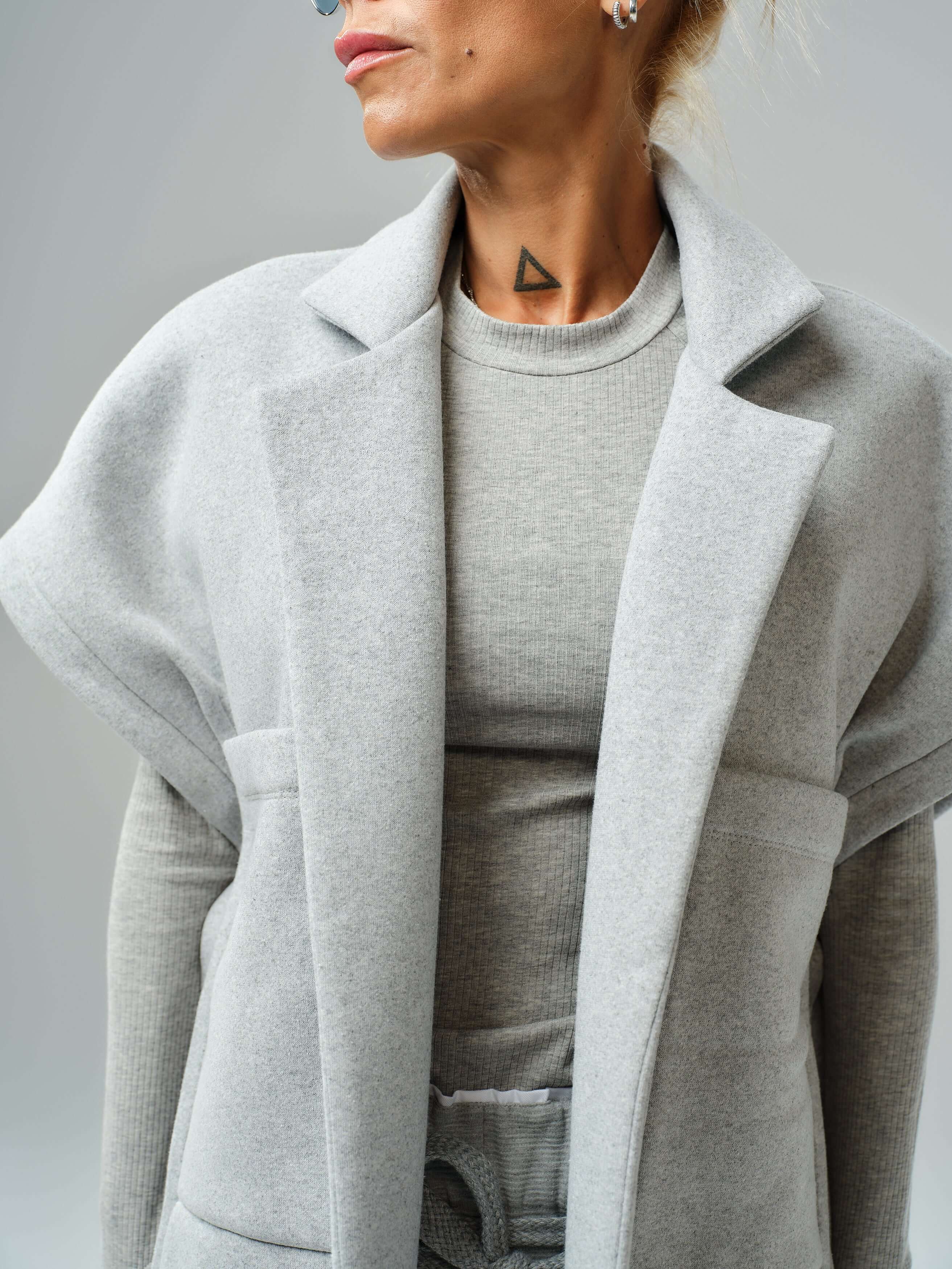 Oversized Grey Three-Piece Set - Image 7