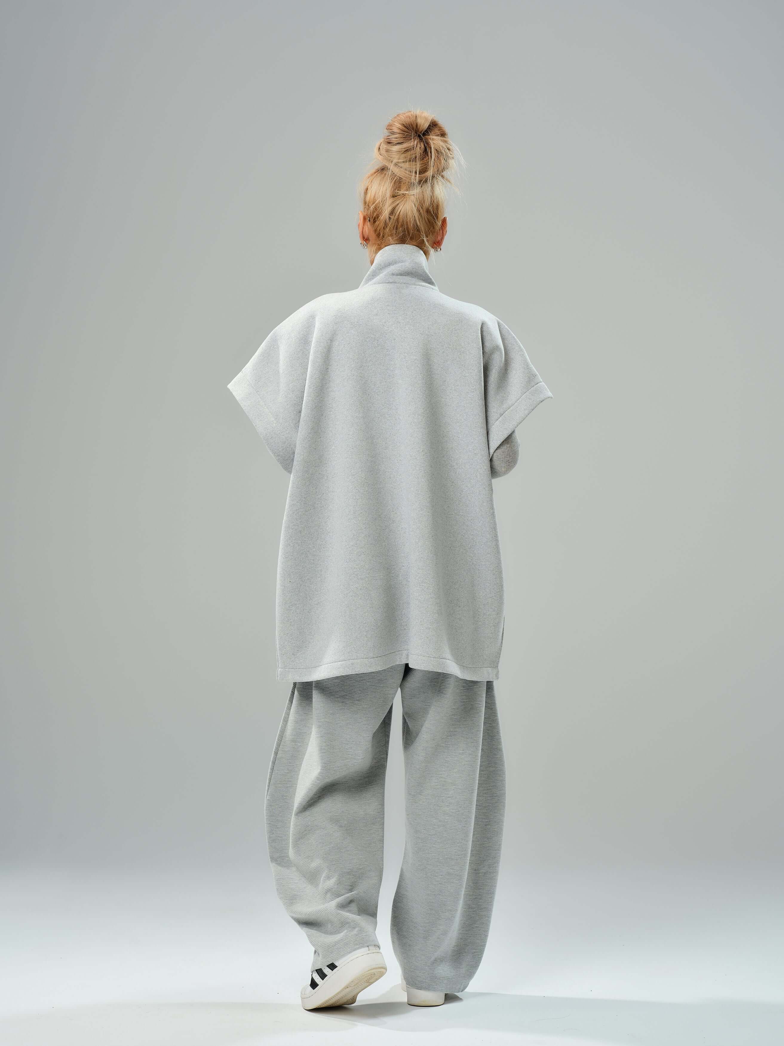 Oversized Grey Three-Piece Set - Image 9