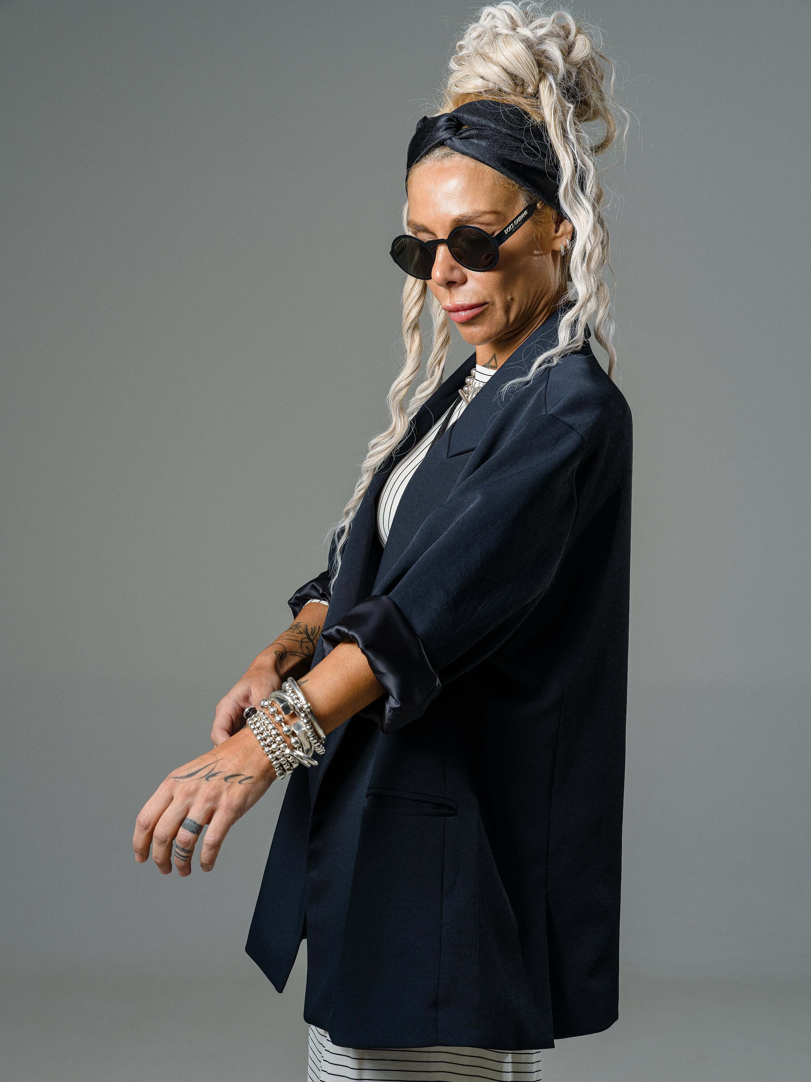 Black Oversized Midnight Blazer - Image 7