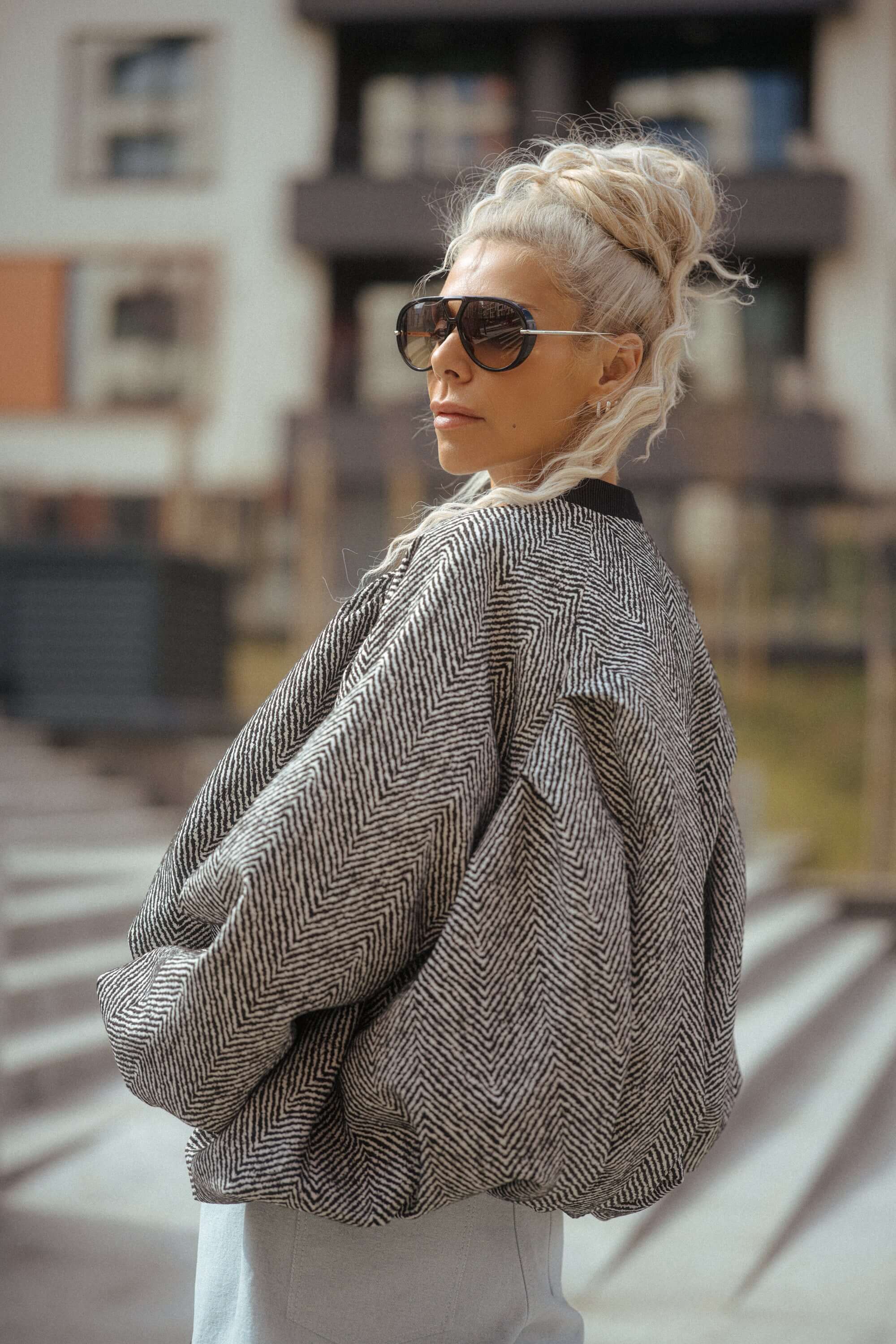 Oversized Textured Jacket - Image 3