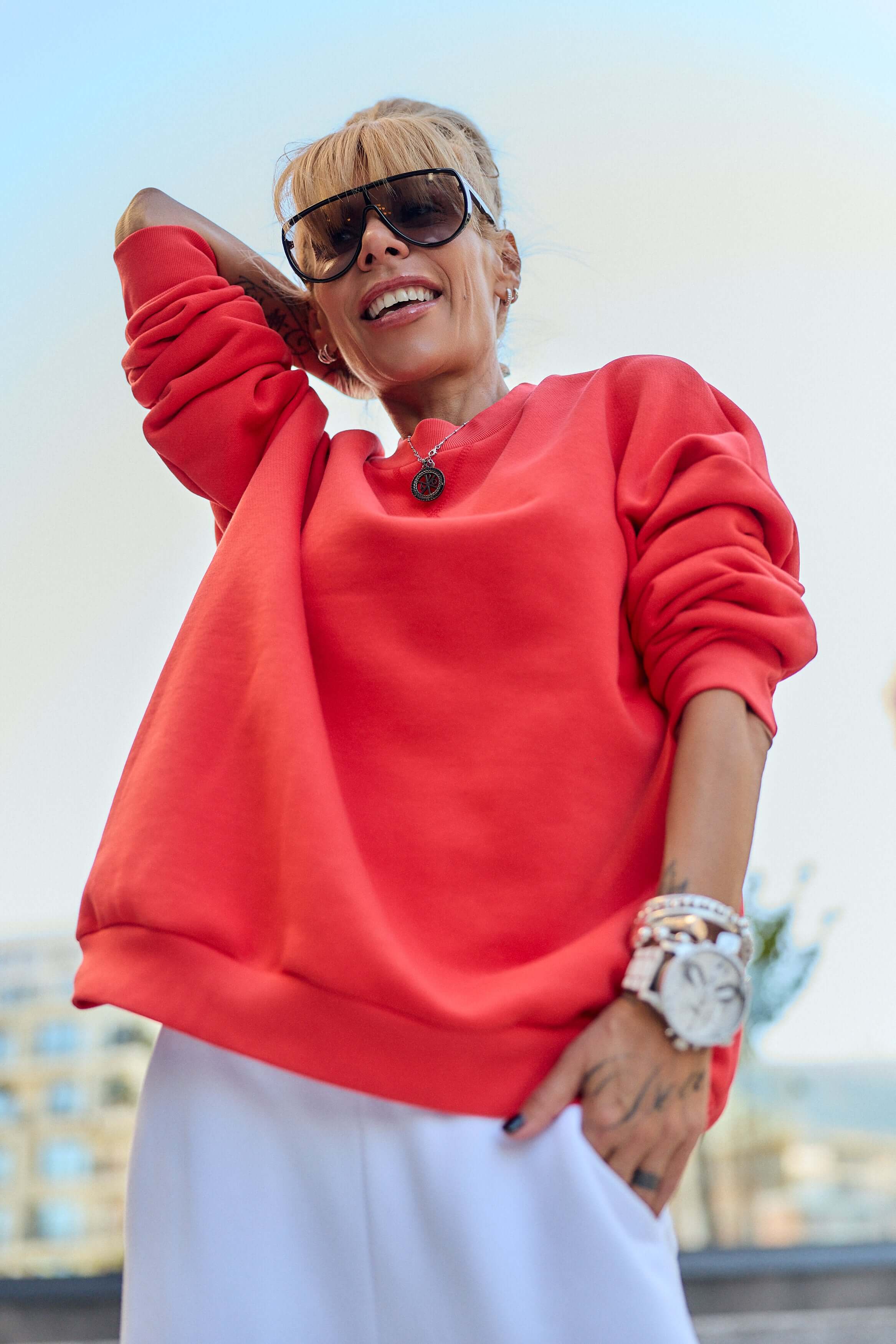 Red Oversized Sweatshirt & White Jogger Set - Image 3