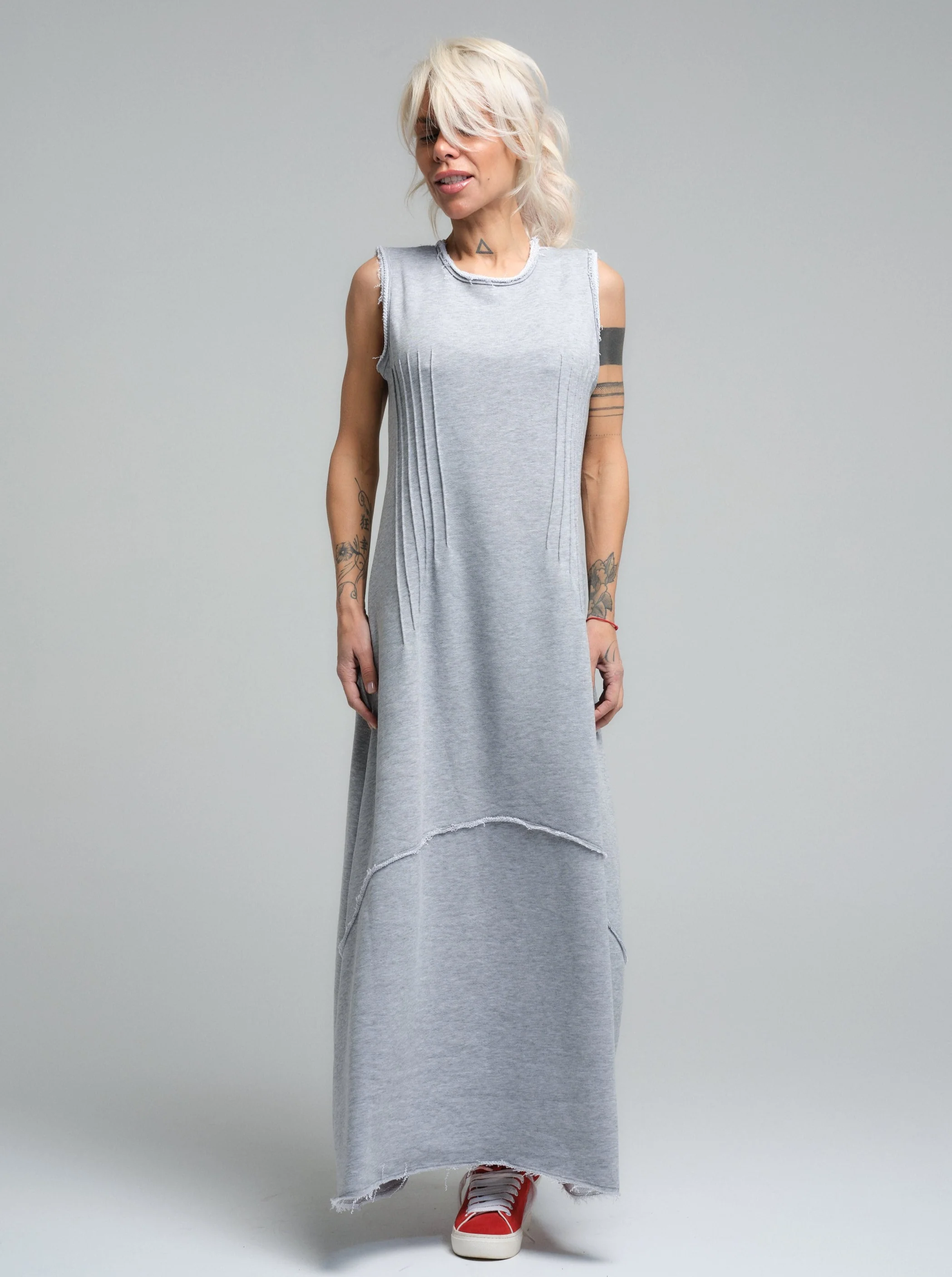 Relaxed-Fit Grey Maxi Dress - Image 9