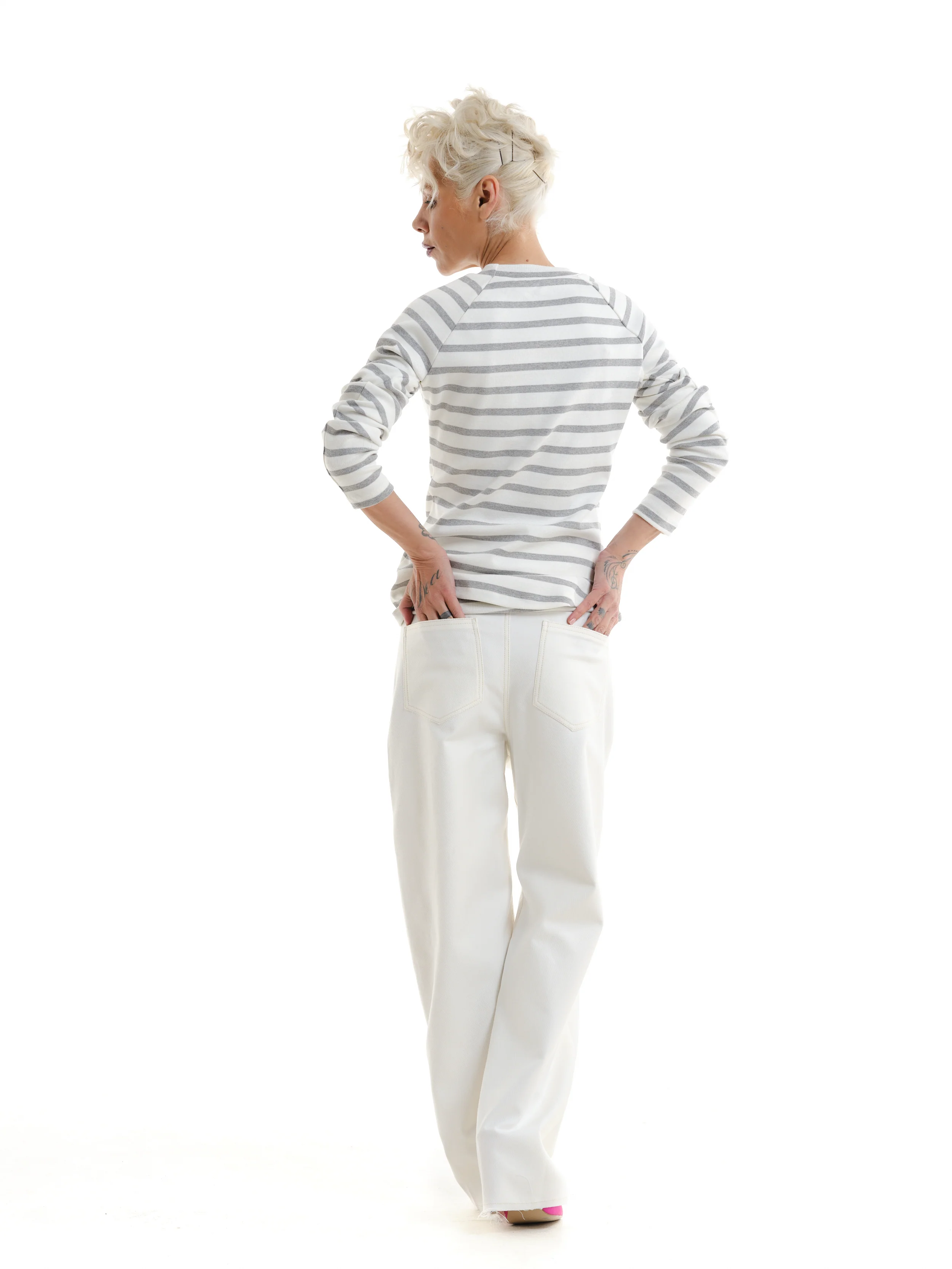 White Asymmetric Closure Wide-Leg Jeans - Image 7