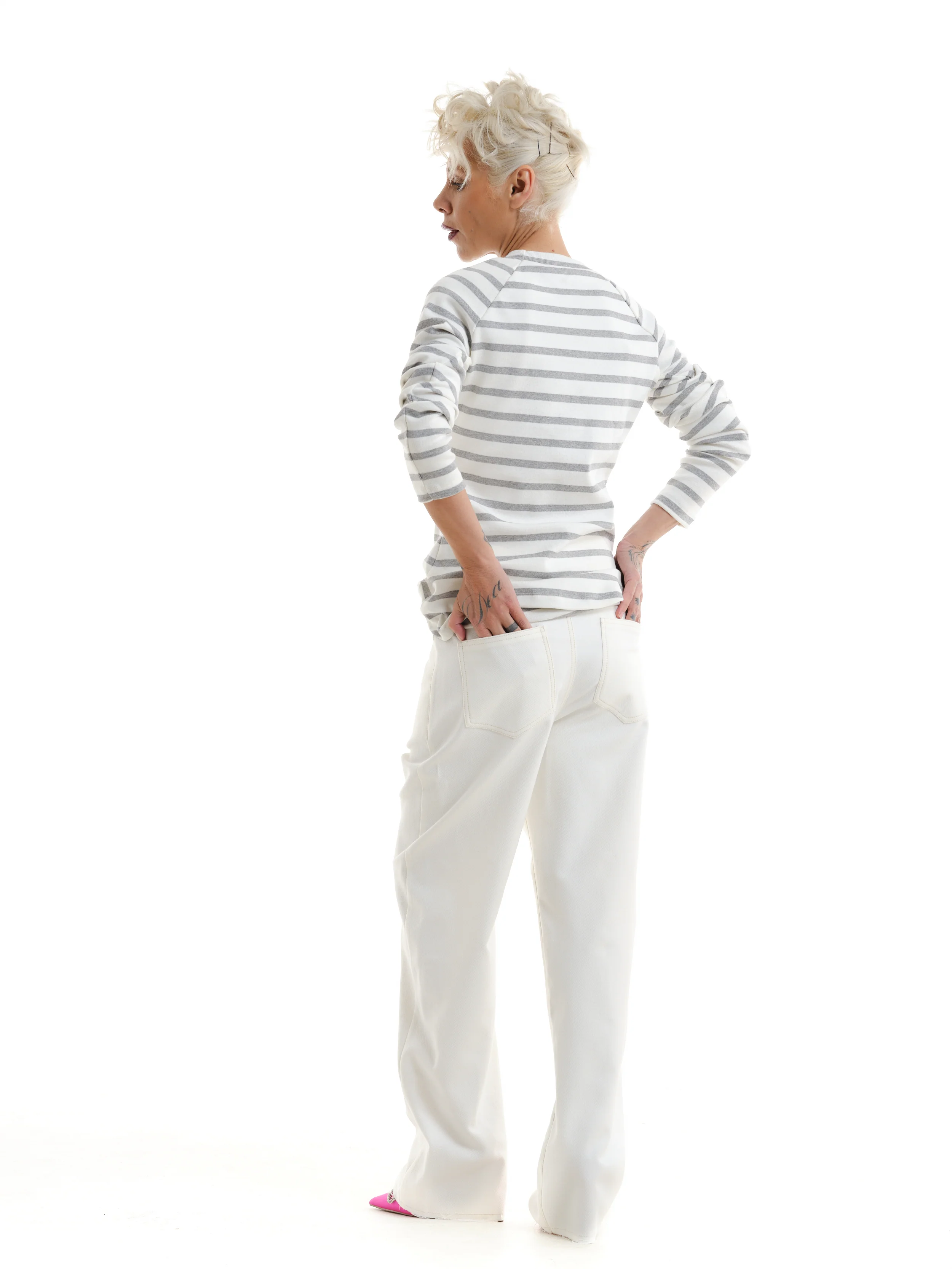 White Asymmetric Closure Wide-Leg Jeans - Image 9