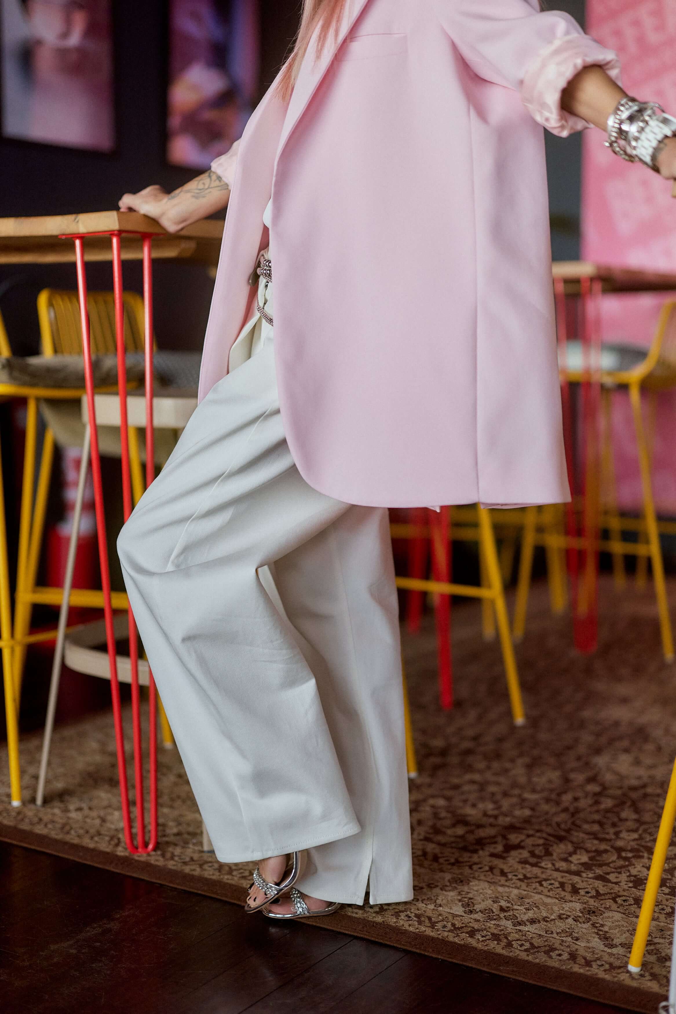 White Wide-Leg Denim Pants - Image 2