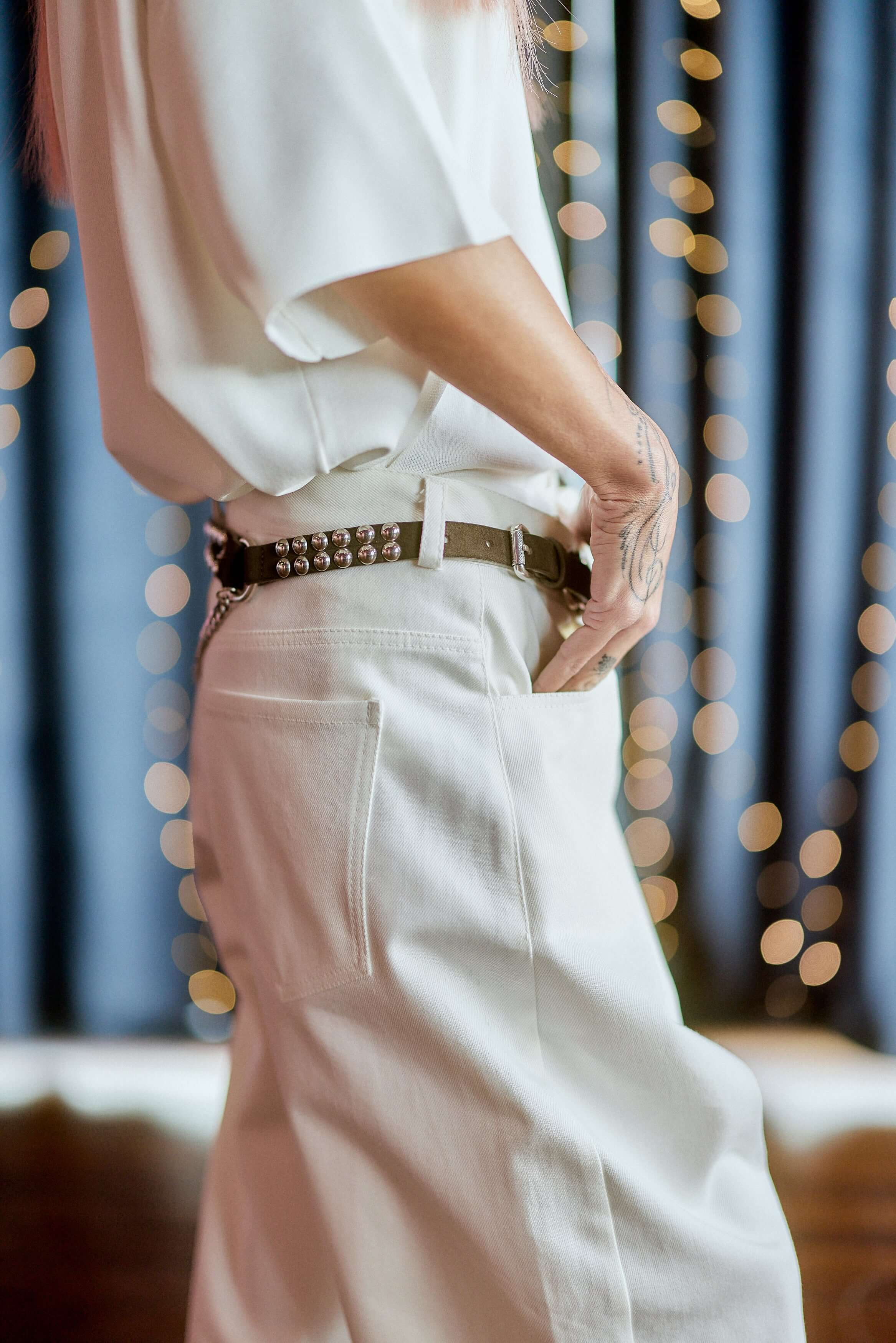White Wide-Leg Denim Pants - Image 5
