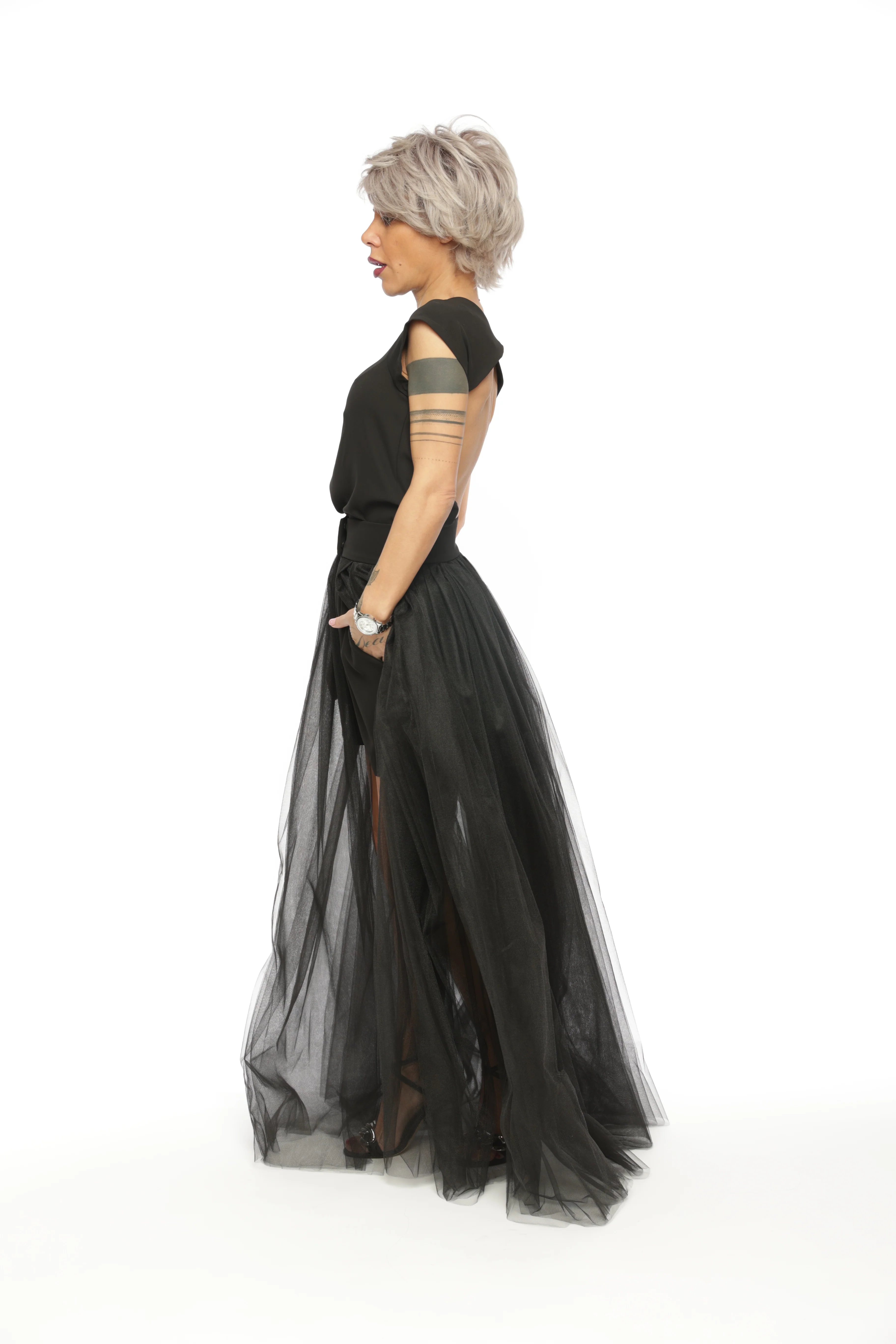 3-Piece Open-Back Top, High-Waisted Shorts and Tulle Skirt Co-Ord Set in Black - Image 10