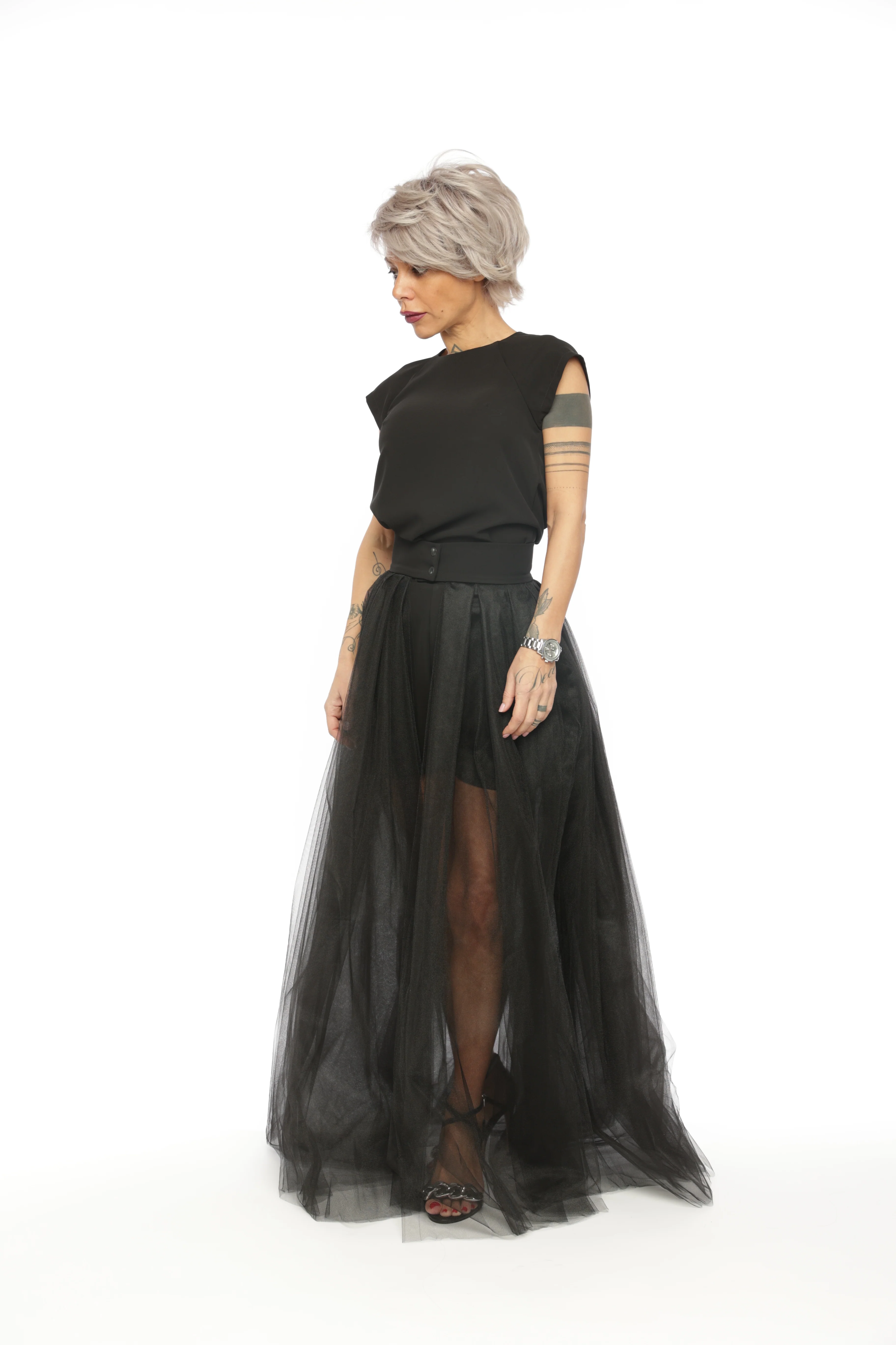 3-Piece Open-Back Top, High-Waisted Shorts and Tulle Skirt Co-Ord Set in Black - Image 6